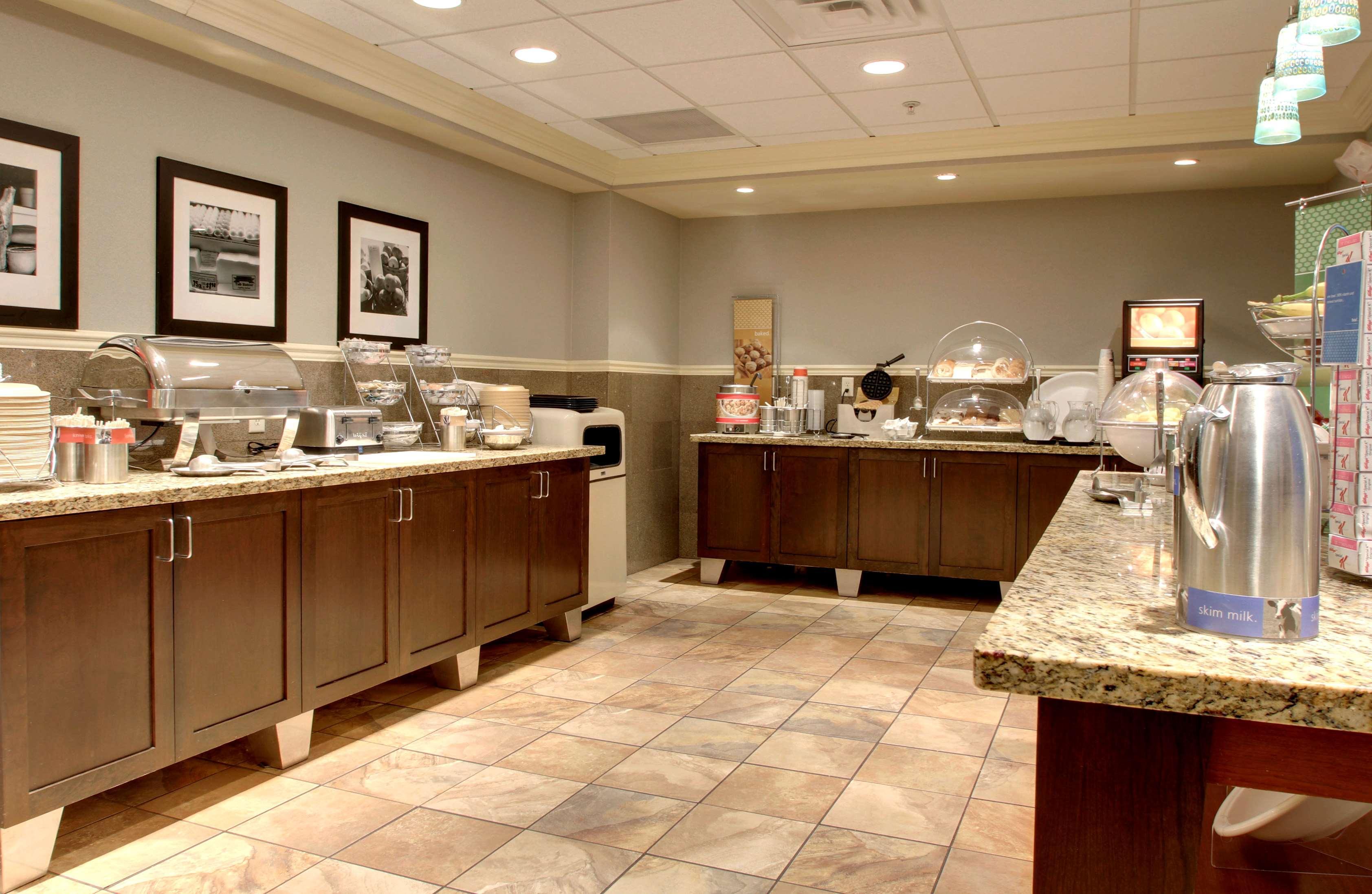 Hampton Inn & Suites Grafton Restaurant bilde